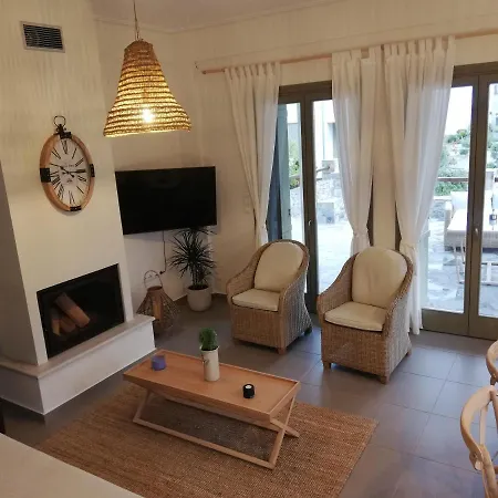 Holiday home Nautilus Platanidia